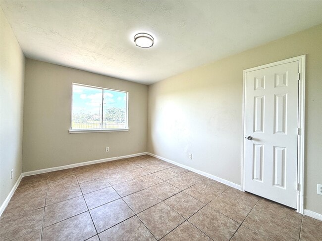 Building Photo - 13706 Audra Ln