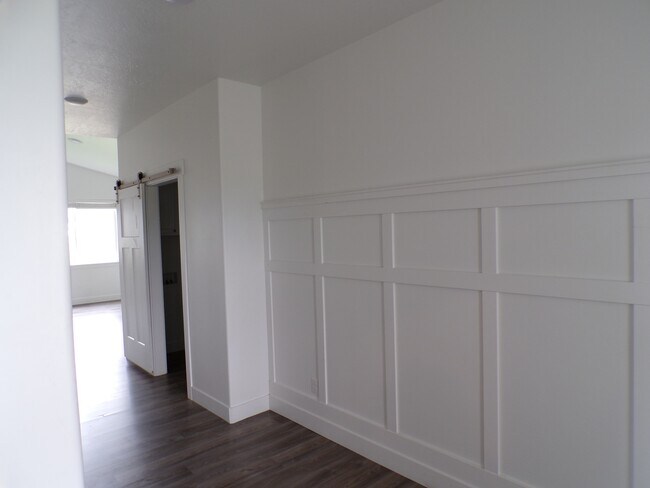 Building Photo - 1526 W 1150 S