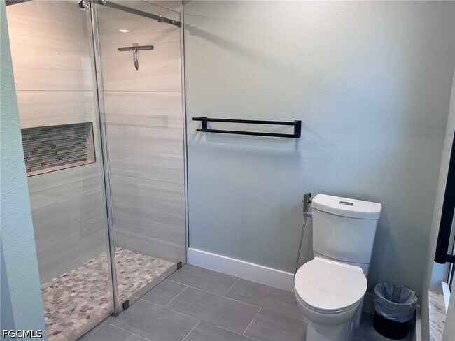 Building Photo - 3705 Stoneridge Ct