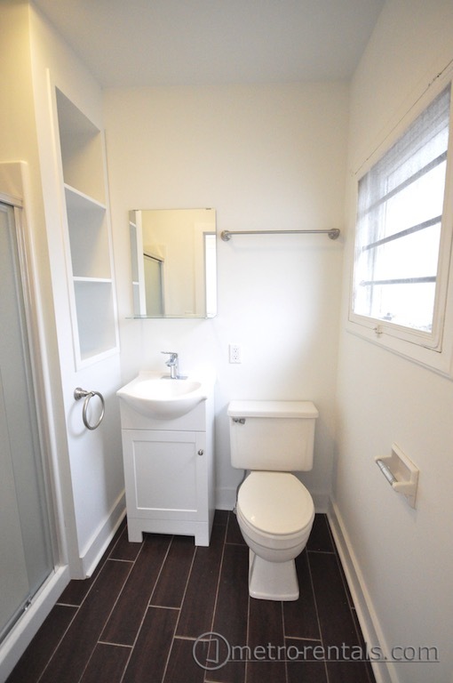 Bathroom - 576 S 9th St
