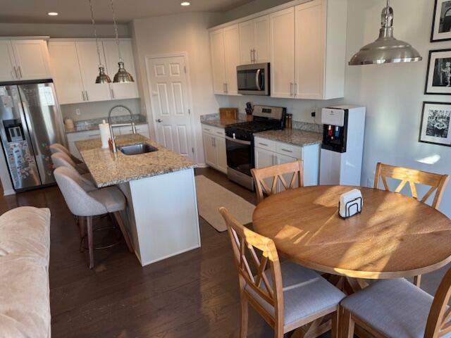 Building Photo - 1620 Monte Vis Dr