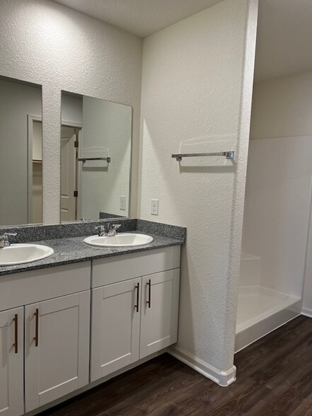 Building Photo - 3601 Mariscal Dr