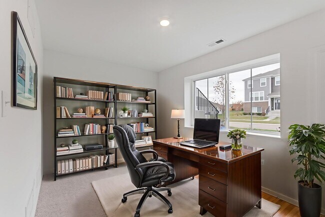 Building Photo - 14942 Dyer Ln