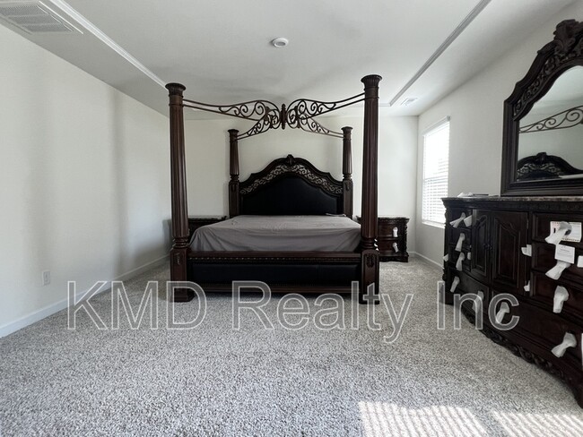 Building Photo - 8411 Flint Hill Dr