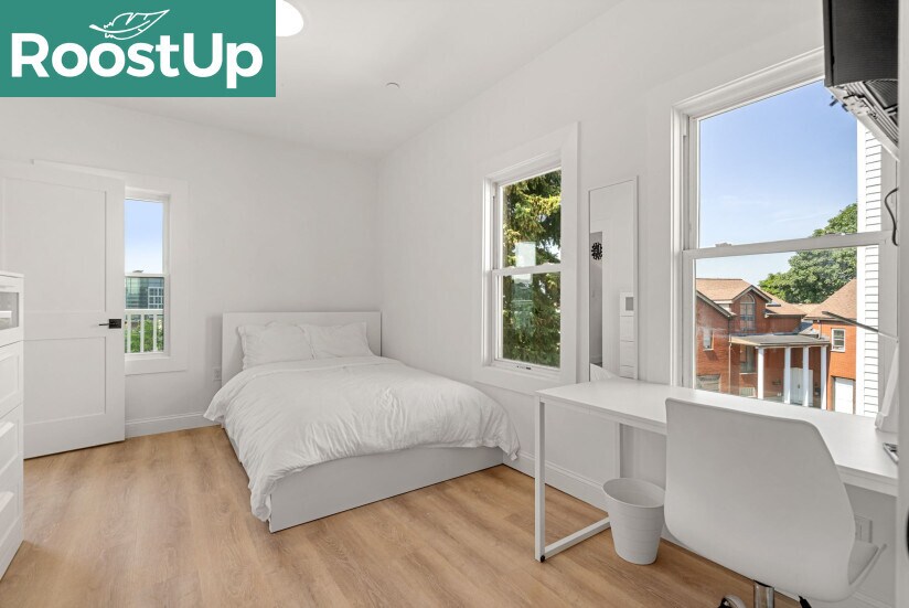 Building Photo - RoostUp Furnished Private Bedroom with Pri...