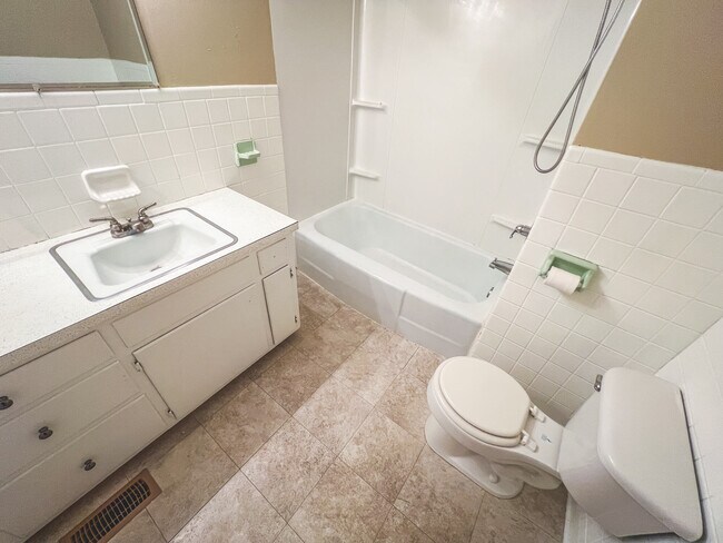 Building Photo - 539 TN-126