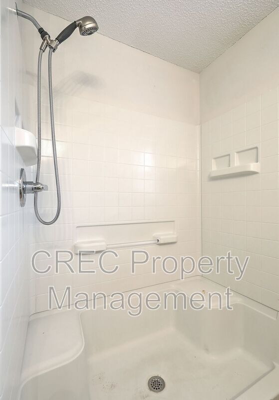 Building Photo - 1474 Brownswood Rd