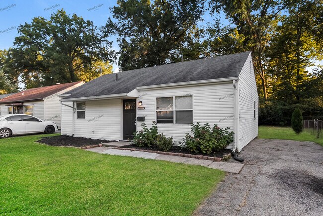 Building Photo - 2019 Catalpa Ave