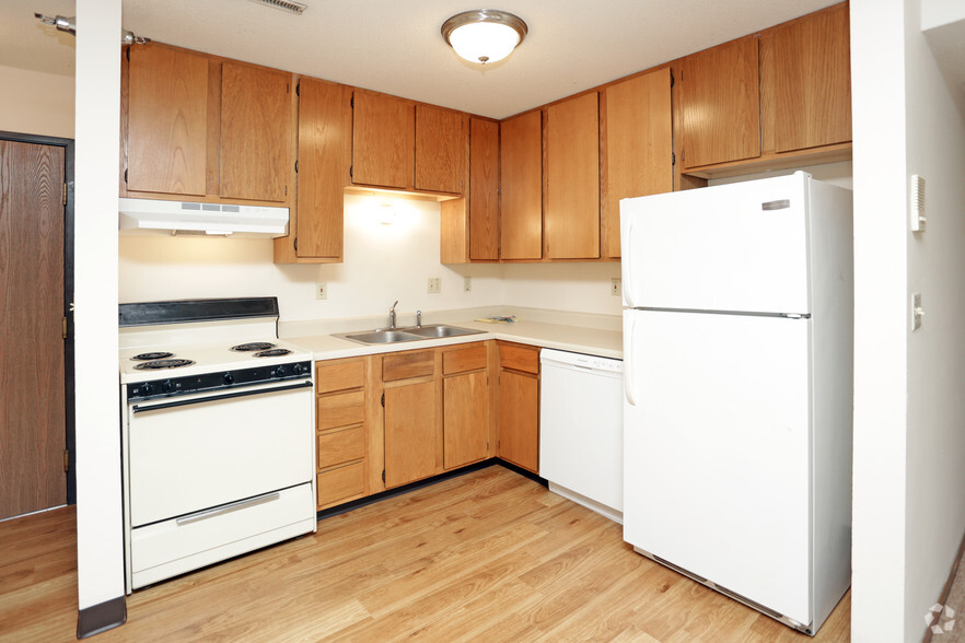 Kitchen - Total Property Management 528-530 Welch Ave.