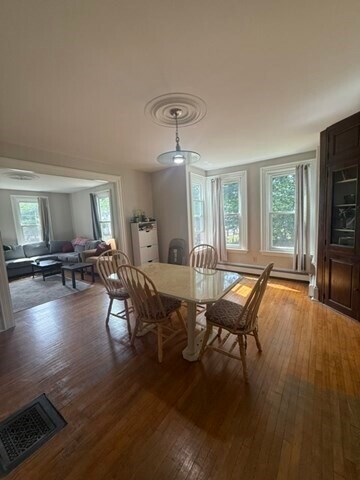 Building Photo - 64 Linwood Ave