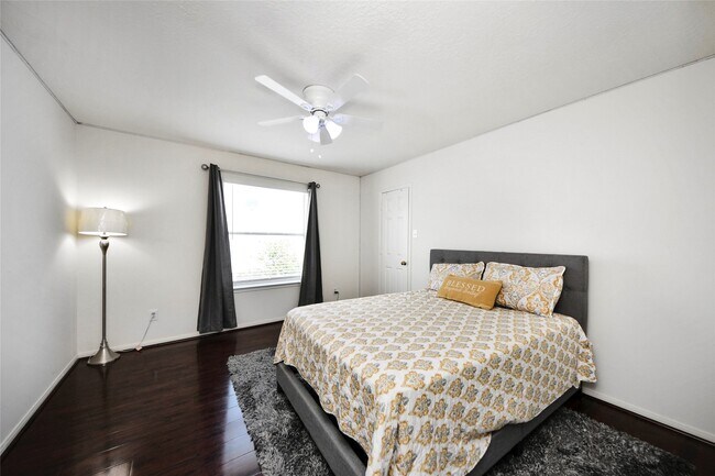 Building Photo - 9107 S Ferndale Pl Dr