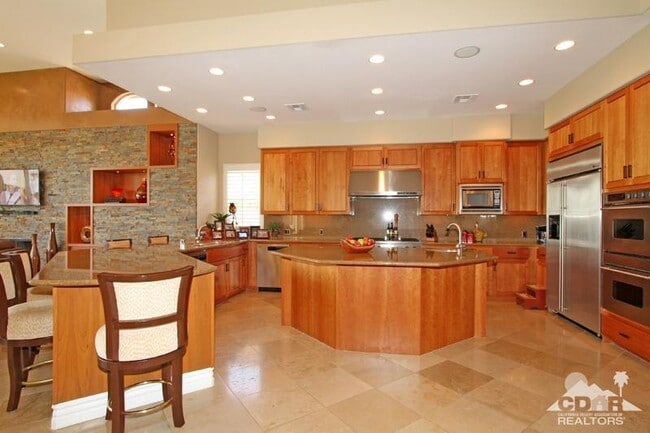 Building Photo - 48594 Vista Palomino