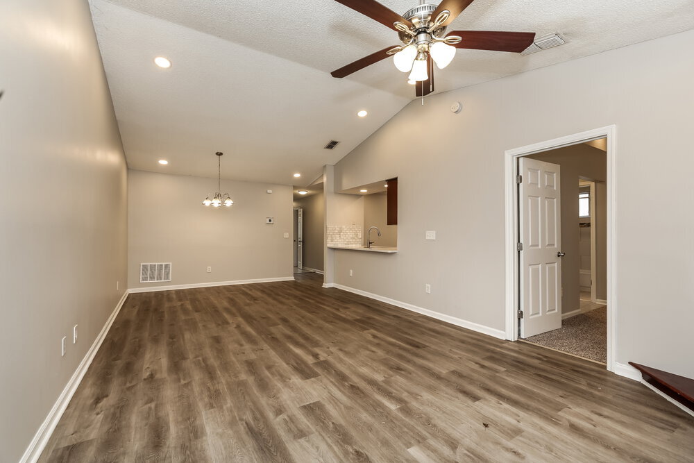 Building Photo - 7862 Aquarius Cir S