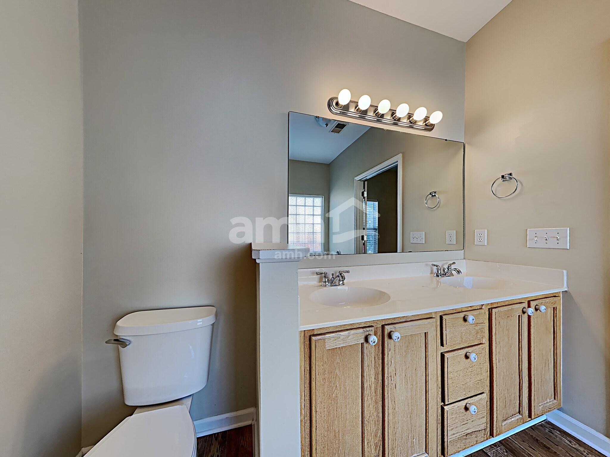 Building Photo - 517 Pritchards Point Dr