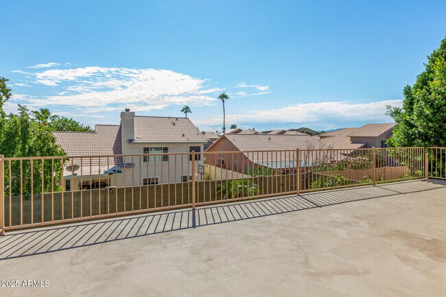 Building Photo - 3013 E Bighorn Ave