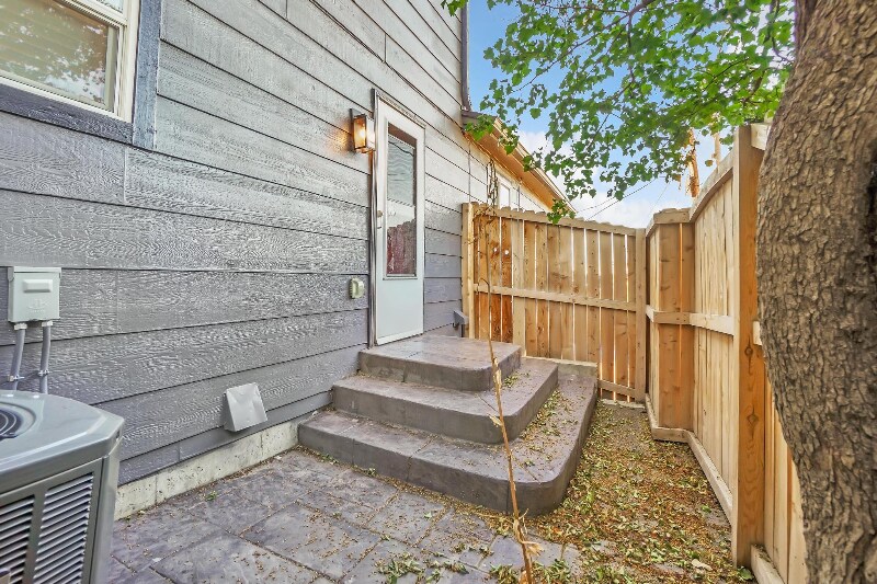 Building Photo - 4035 W 53rd Ave