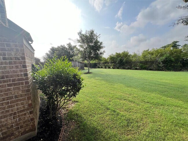 Building Photo - 5222 Heather Meadow Ln