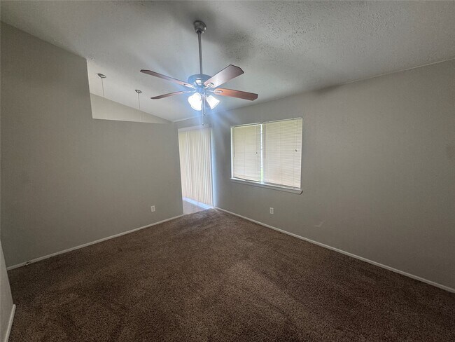 Building Photo - 23139 Lestergate Dr