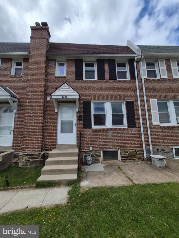 Building Photo - 3423 Verner St