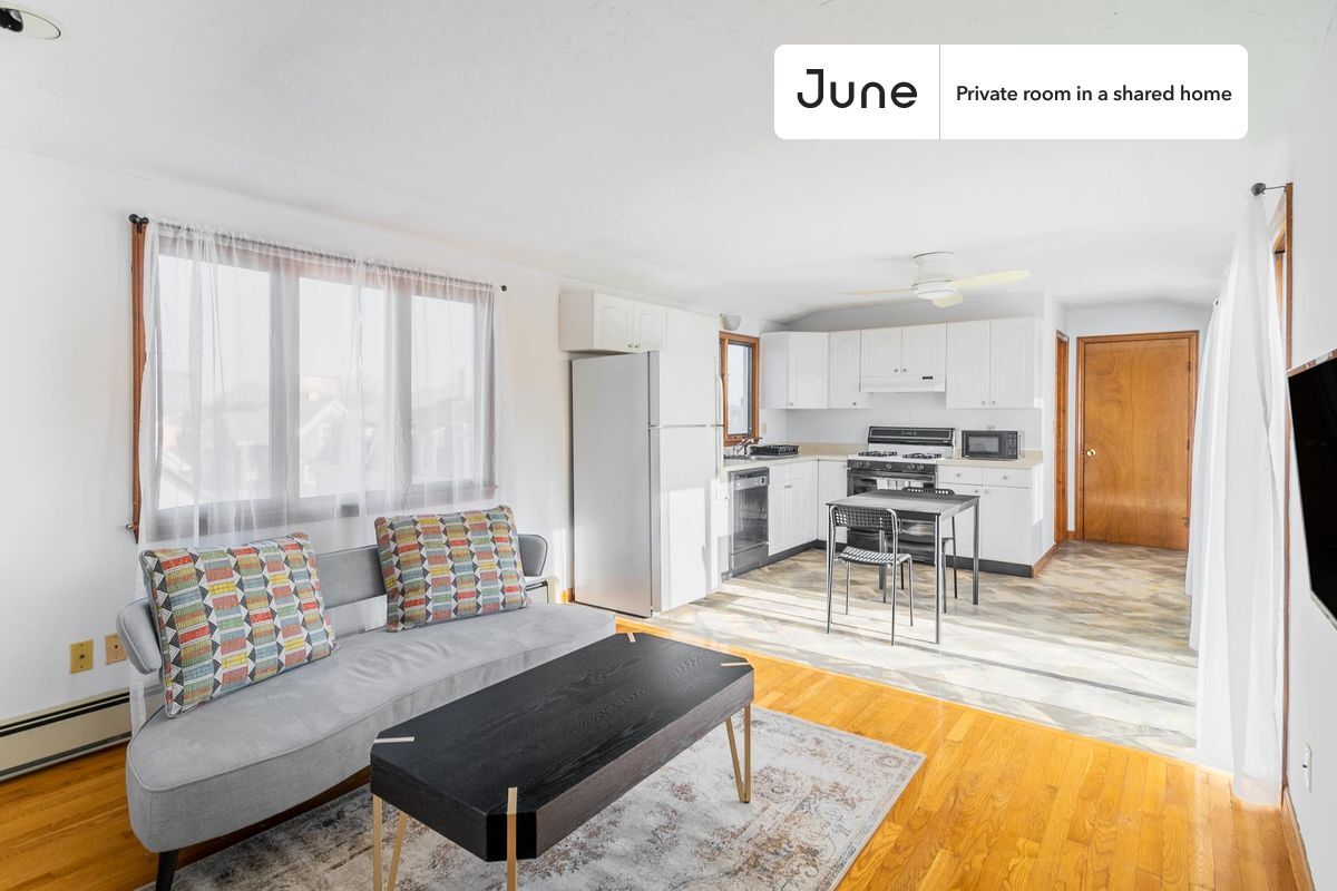 Building Photo - Room in Shared 2 bed/1 bath home in Somerville