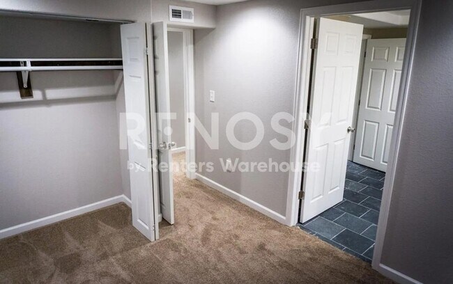 Building Photo - Spacious 4-Bedroom Duplex Near Anschutz Medical Campus – Available Now!