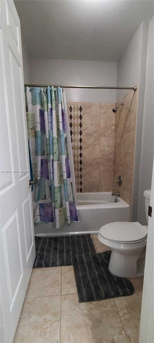 Building Photo - 971 NE 42nd Pl