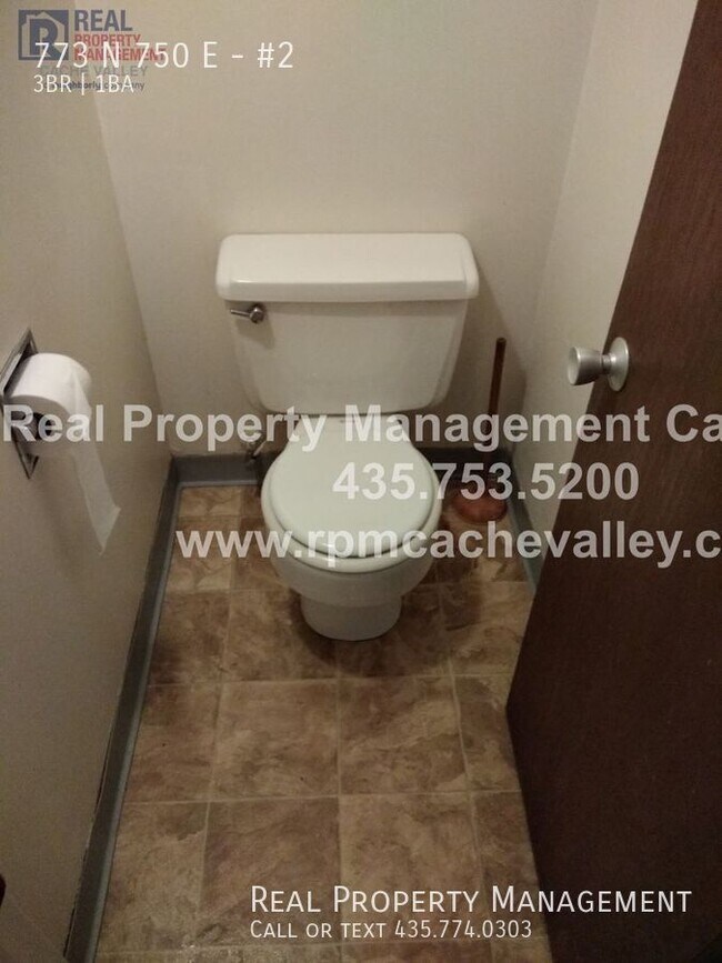 Building Photo - 773 N 750 E