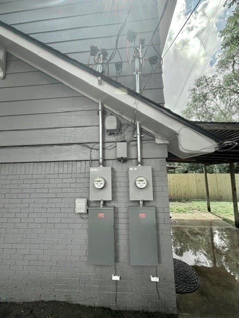 Building Photo - 7303 Whispering Creek Cir