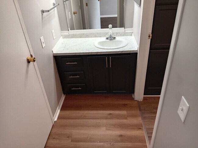 Building Photo - For Rent - Four-Bedroom Two-Bathroom Home Available NOW!