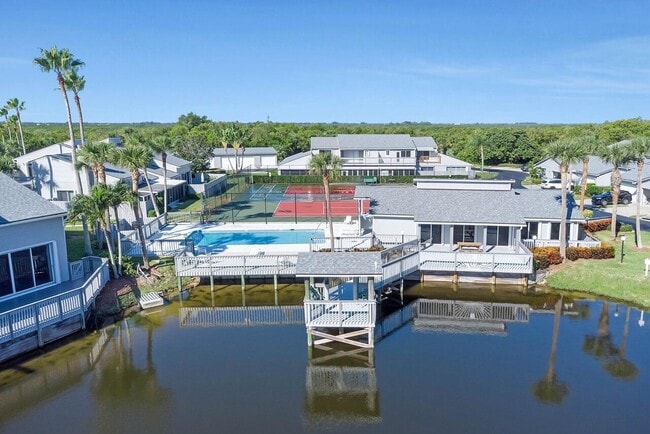 Building Photo - 4949 N Hwy A1A