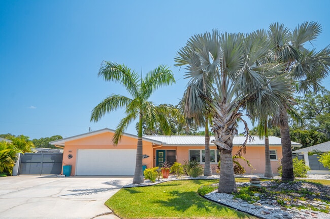 Building Photo - 4056 38th Way S