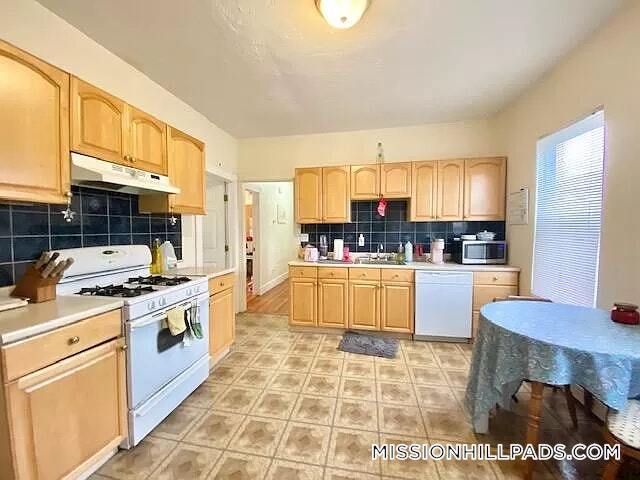 Building Photo - 34 Darling St