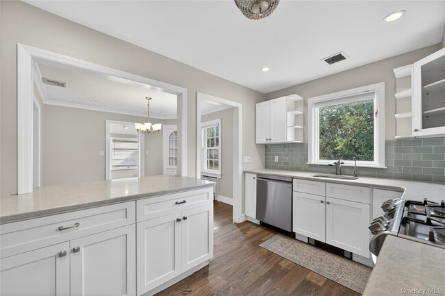 Building Photo - 78 Garfield St