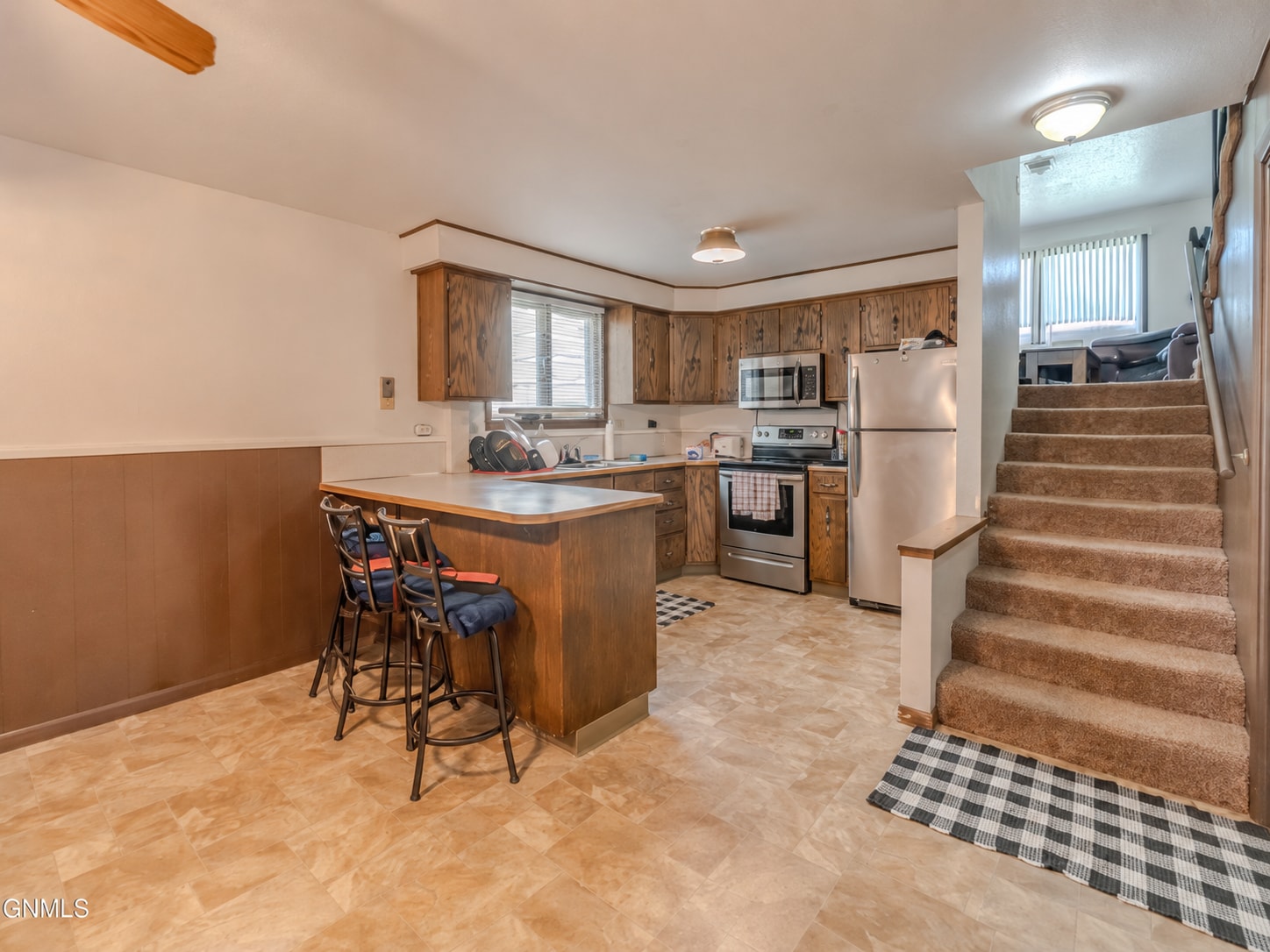 Building Photo - 333 W Ingals Ave