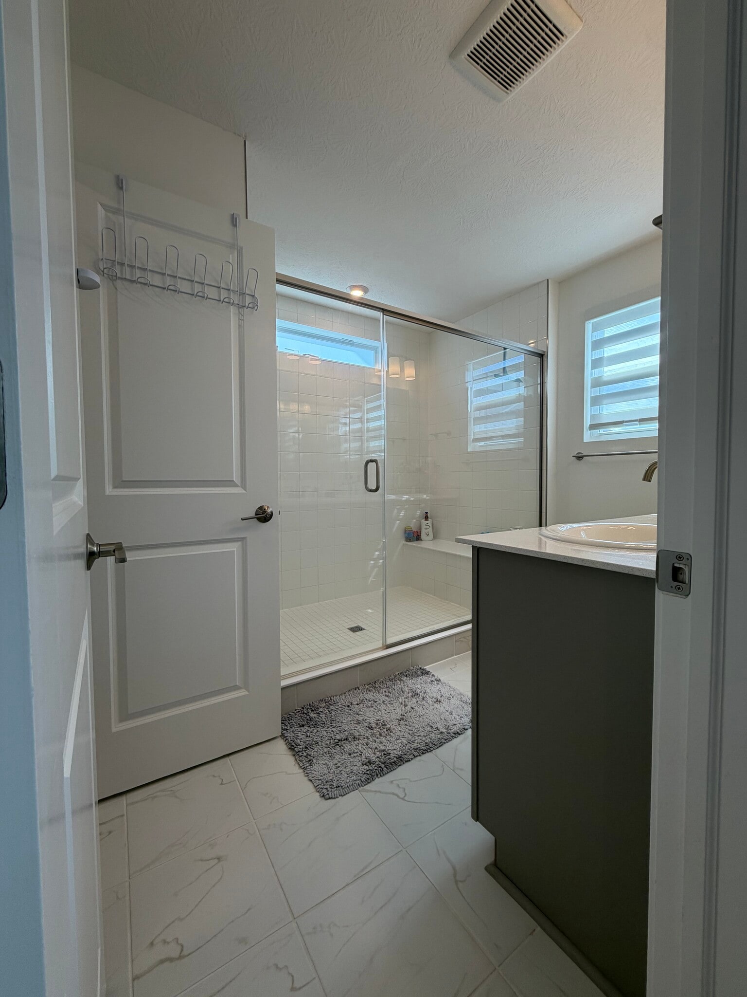Building Photo - 3357 Abberley Dr