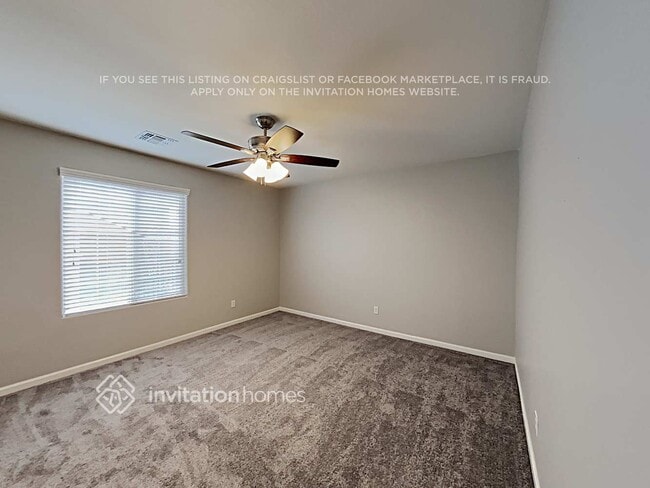 Building Photo - 1391 S Moccasin Trail