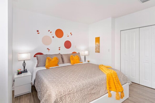 Building Photo - 3219 SW 23rd Terrace