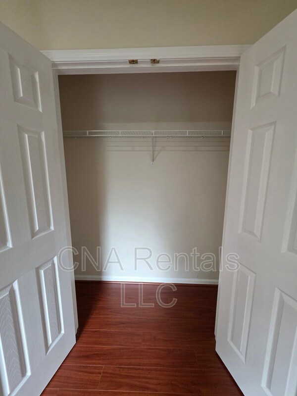 Building Photo - 1713 Paramore Pl NE