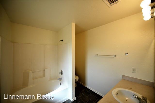 Building Photo - 3 br, 2 bath House - 5311 Shawn Drive