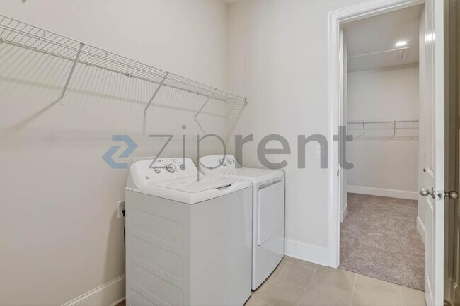 Building Photo - 6510 Wallace Farms Dr