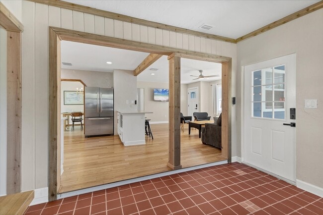 Building Photo - 2667 Cheryle Ln