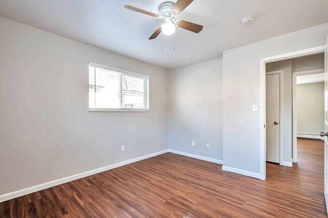 Building Photo - 5339 S Elati St
