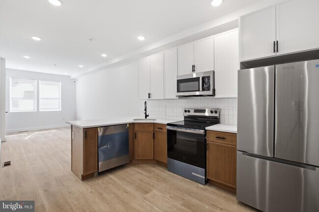Building Photo - 2554 N 12th St