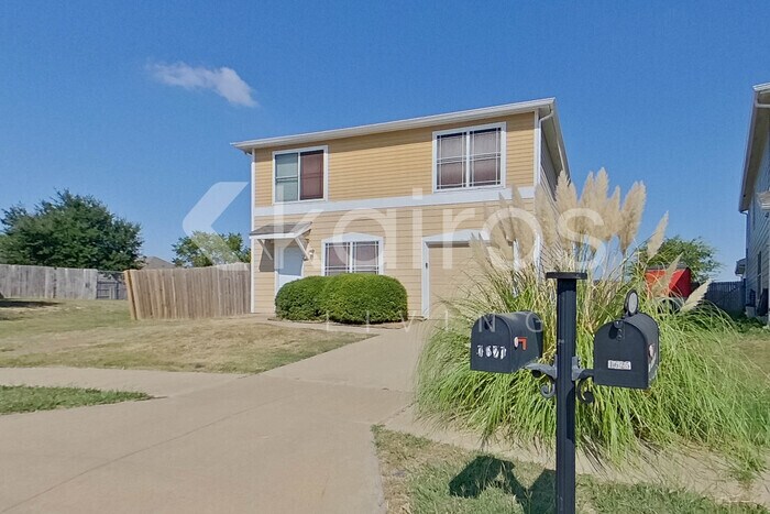 Building Photo - 1621 Vineridge Ln