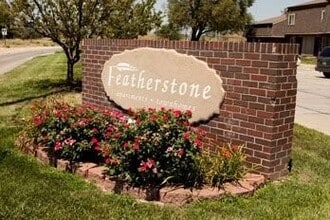 Building Photo - 901 N 35th St