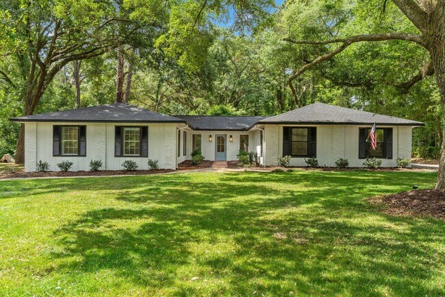 Primary Photo - 3333 Meadow Hill Rd