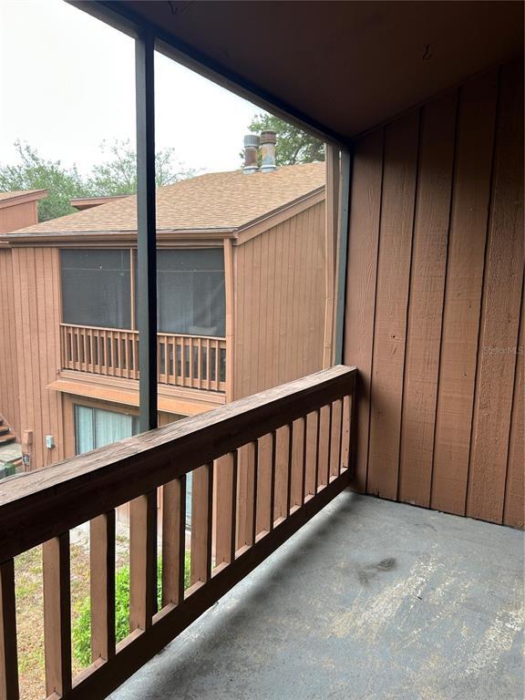 Building Photo - 958 E Michigan St