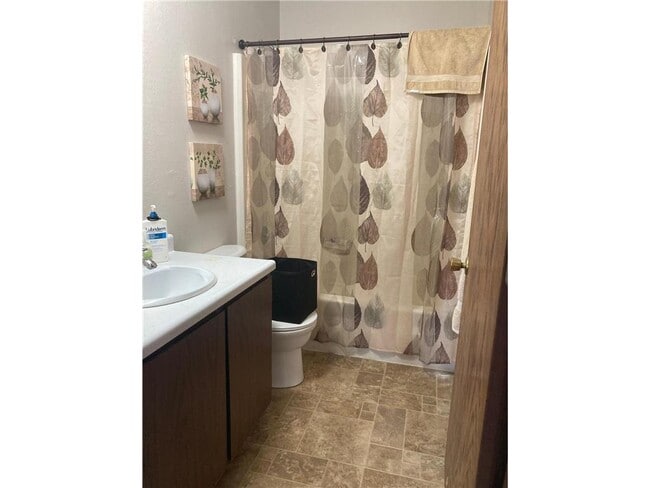 Building Photo - 311 W Bert St