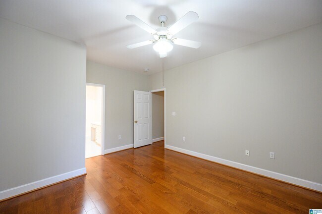 Building Photo - 1525 Jacobs Cir