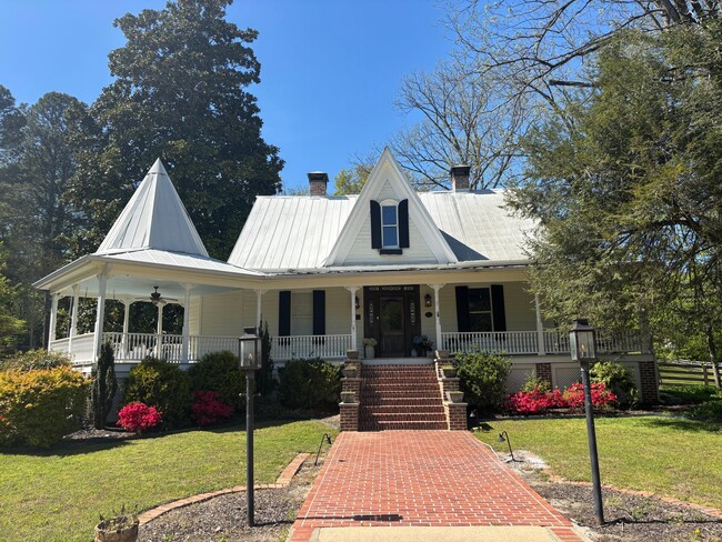 Building Photo - 311 Old Canton Rd